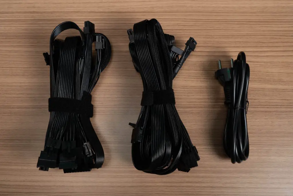 FSP Hydro Ti Pro 1000W 06