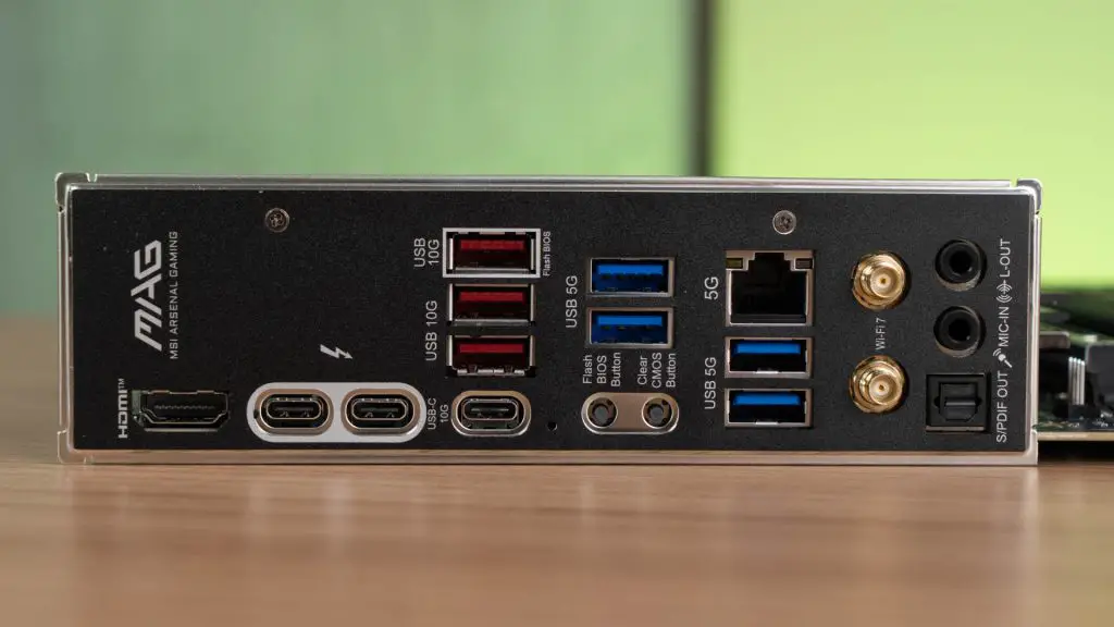 MSI MAG Z890 Tomahawk WIFI 12