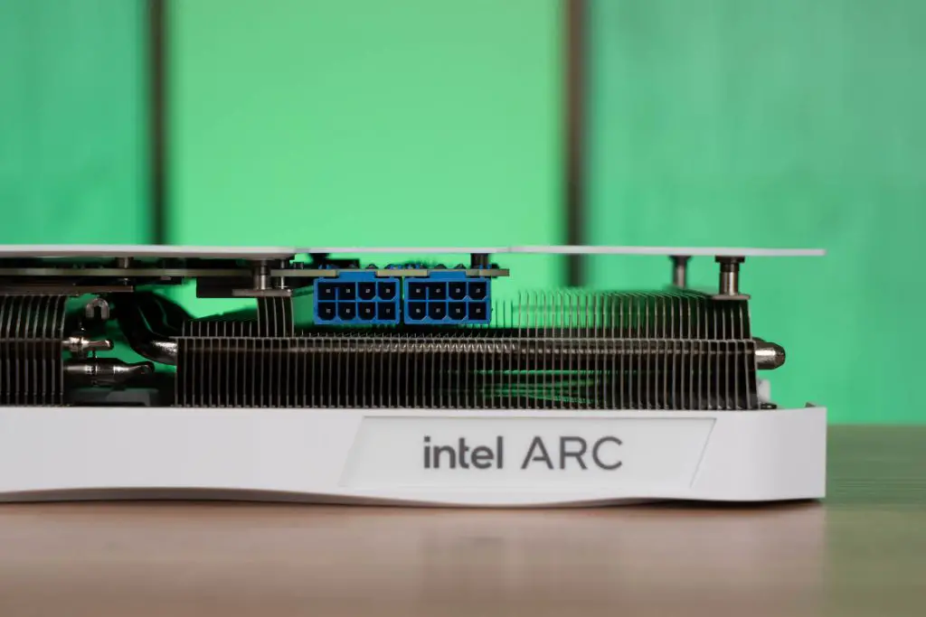 SPARKLE Intel Arc A770 ROC LUNA OC Edition 05