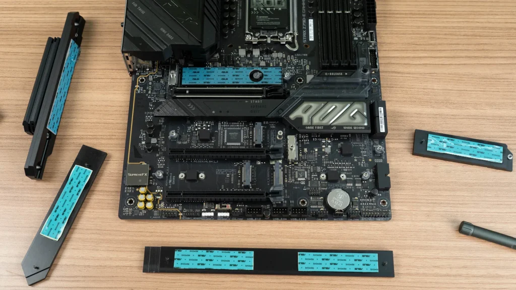 ASUS ROG STRIX Z790 E WiFi II 11